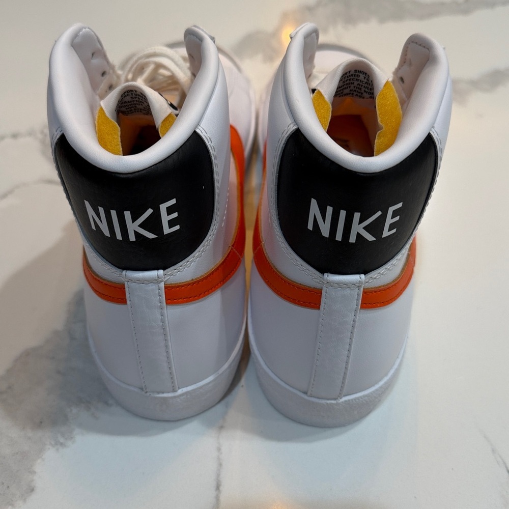 Nike Blazer Mid '77 VNTG.. - Picture 2 of 6